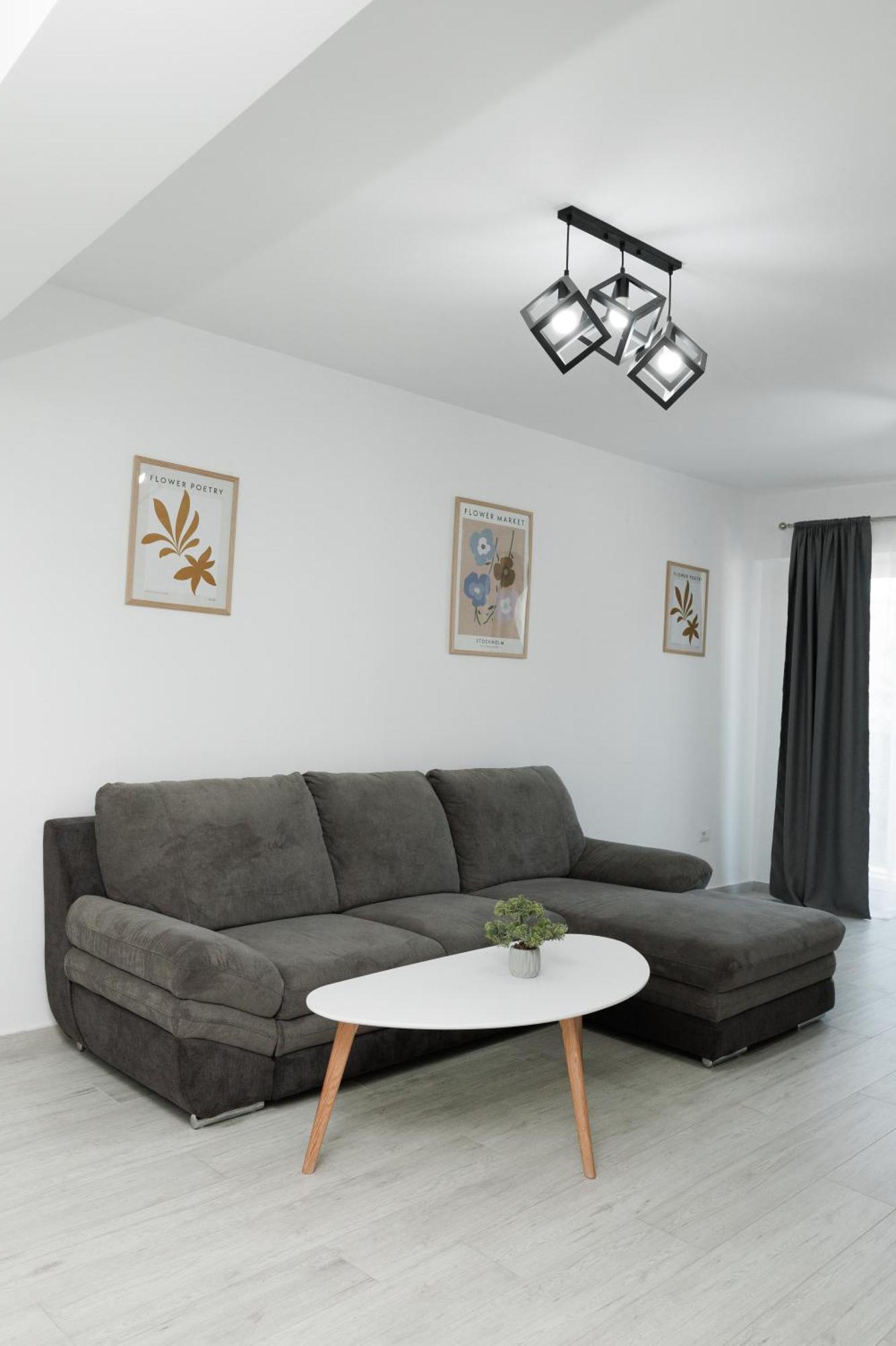 Cozy Aparthotel K Suceava Exterior foto